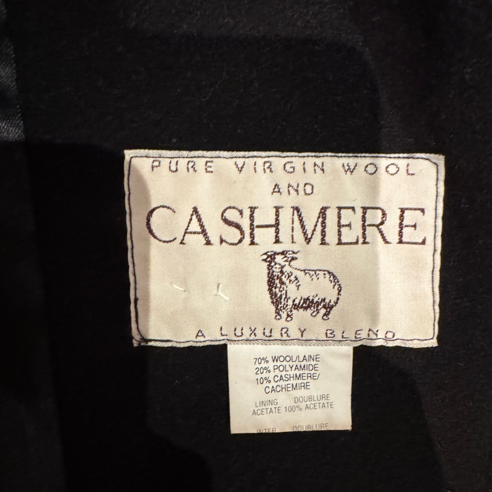 Vintage lisa fashion cashmere and wool blend coat with brown fox fur trim - Picture 6 of 13